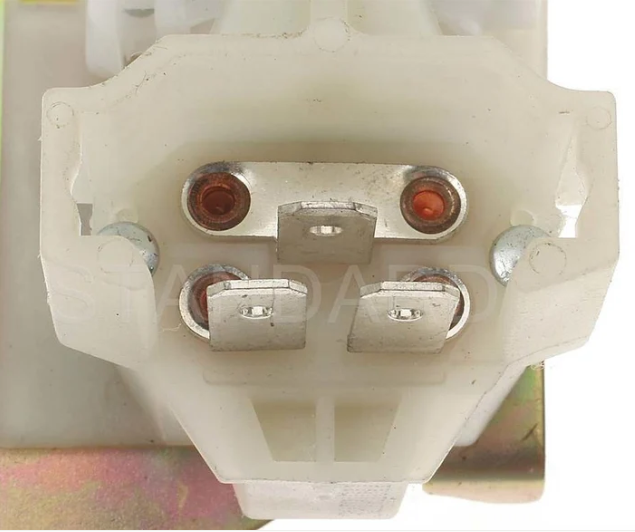 Chevrolet GMC C/K1500 GMT400 1988-1994 headlight dimmer switchgear.