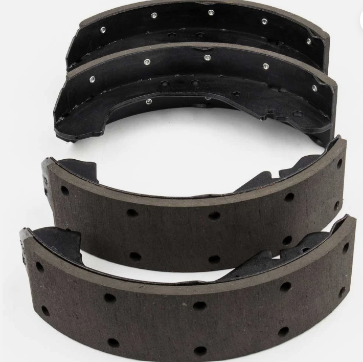 Rear Brake Shoes - GMT400