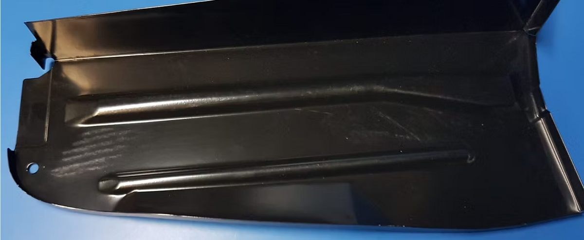 Trunk Floor - Outer, Left, Reproduction - Mercedes-Benz R107 SL - 107-610-17-61R